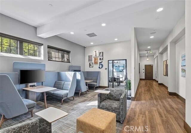 Building Photo - 12358 Primrose Ave