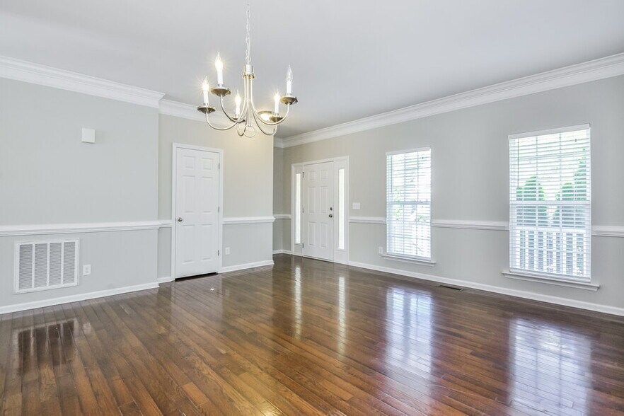 Building Photo - 5324 Sapphire Springs Dr