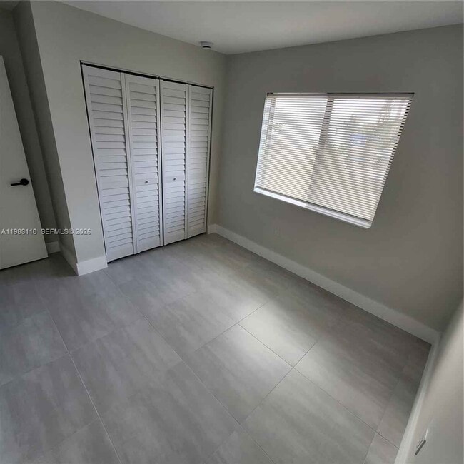 Building Photo - 1171 NW 66th St