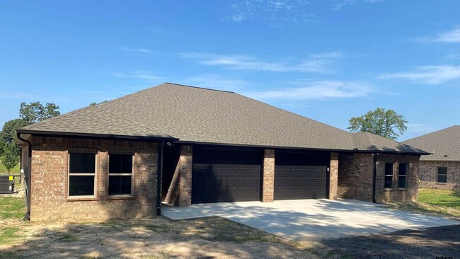 Building Photo - 21206 Altuda Ln