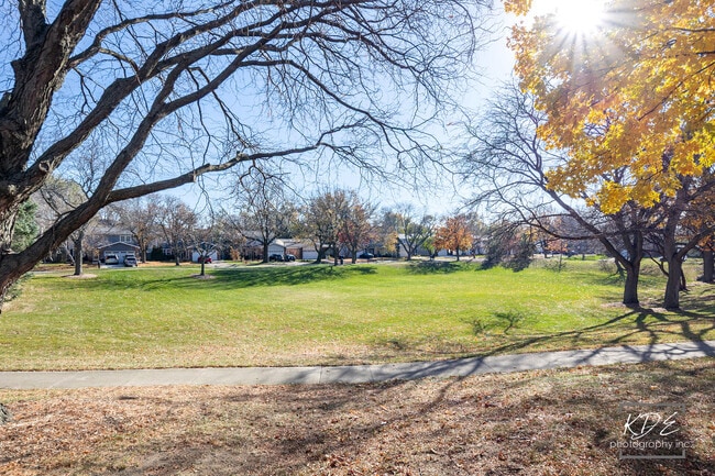 Building Photo - 350 Pearson Cir