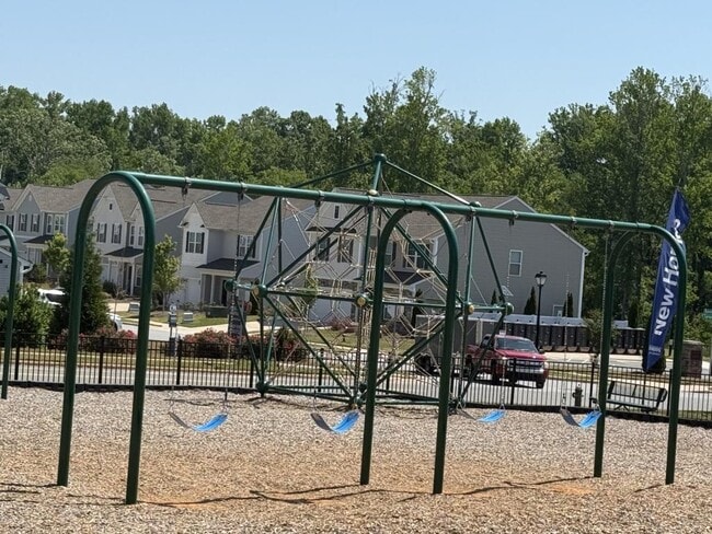 Building Photo - 1206 Broholmer Ln