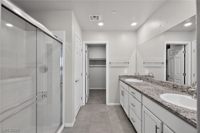Building Photo - 371 Scarlet Pne Ct