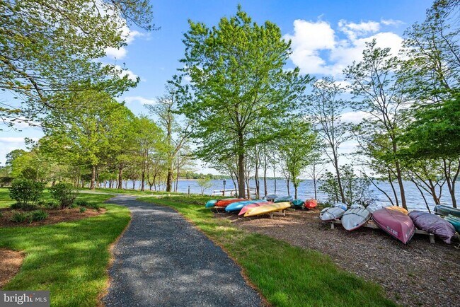 Building Photo - 4700 Water Park Dr
