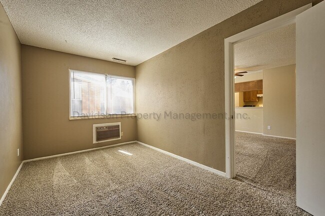 Building Photo - 1708 Sawyer Way