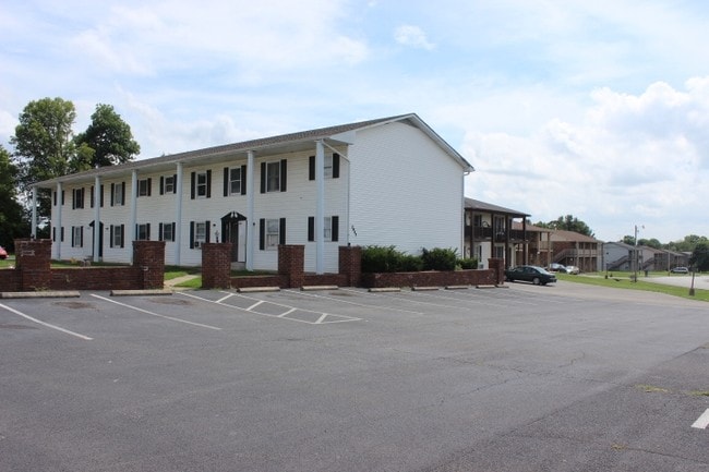 Building Photo - Rockcreek Apartments