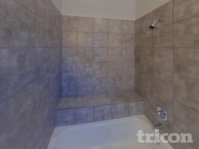 Building Photo - 2601 Country Creek Ln