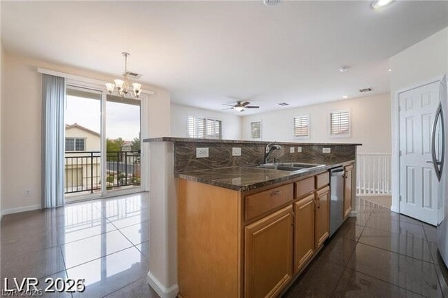 Building Photo - 6255 W Arby Ave