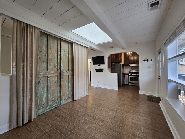 Building Photo - 113 Camino Escondido