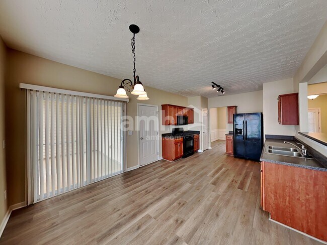 Building Photo - 110 Plumeria St