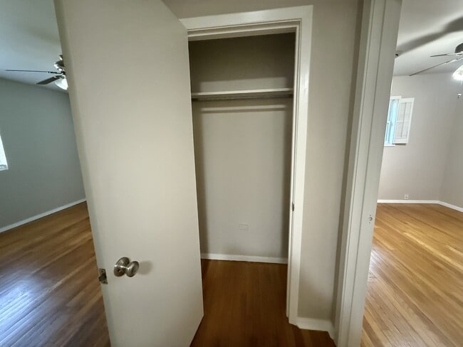 Building Photo - 207 Casalinda Cir