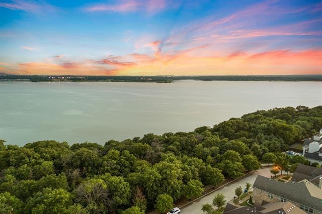 Building Photo - 2800 Lakeside Pky