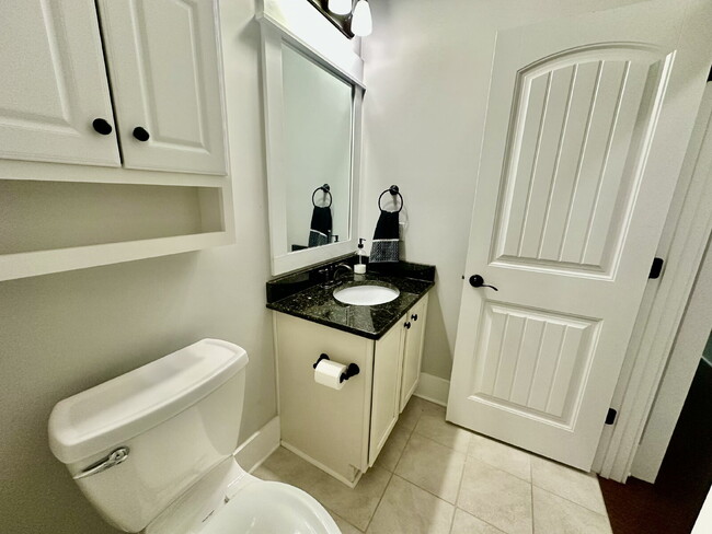 Building Photo - Beautiful Low Country Home in Rose Dhu!