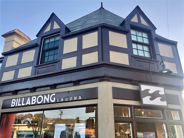 Building Photo - 165 Thalia St