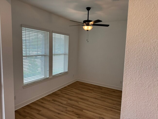 Building Photo - 1508 Rose Willow Wy