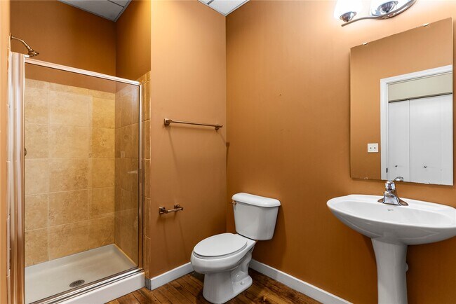 Building Photo - 1520 Washington Ave