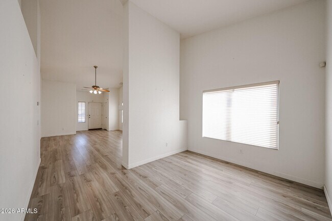 Building Photo - 7421 W Eva St