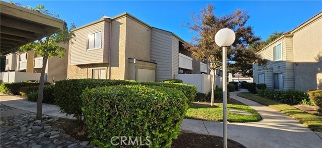 Primary Photo - 46 Town and Country Rd