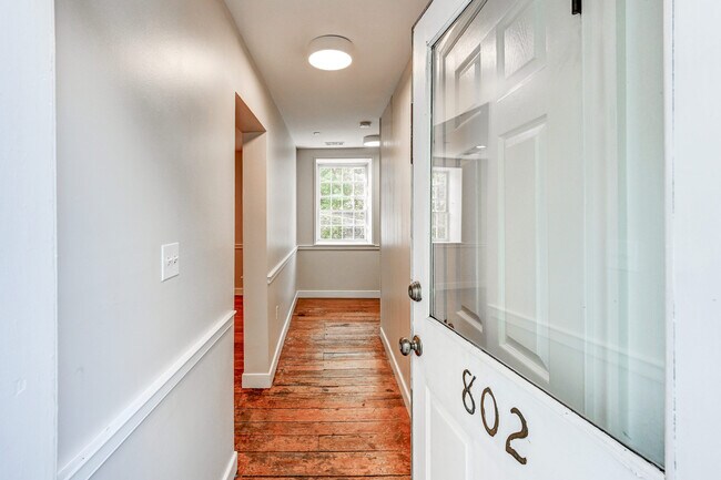 Building Photo - 802 Oella Ave
