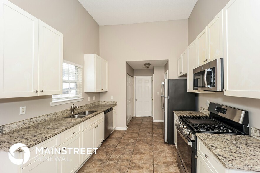 Building Photo - 425 Buffington Dr