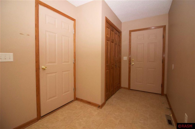 Building Photo - 605 Colodoro Ln