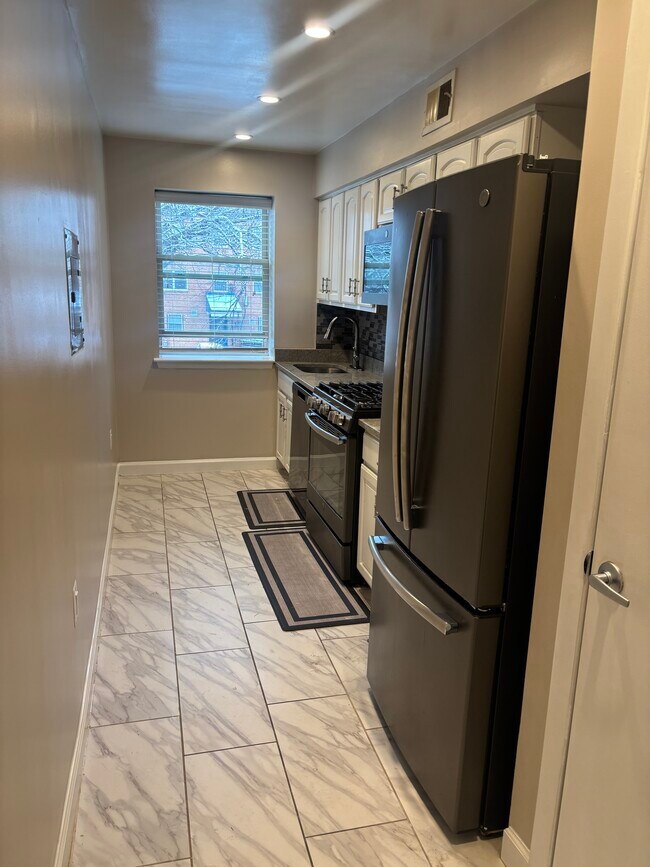 Building Photo - 2665 Martin Luther King Jr Ave SE