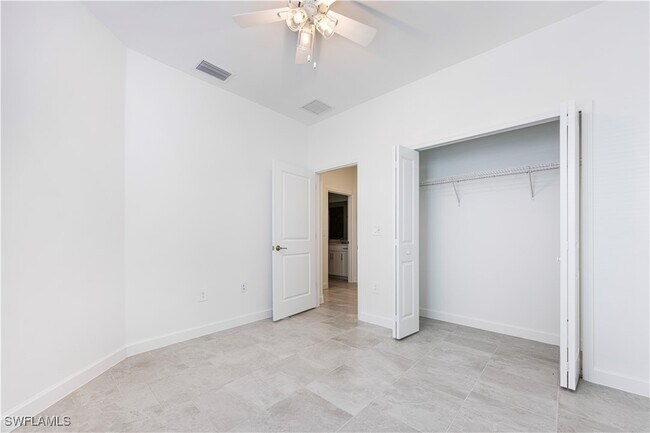 Building Photo - 19597 Hinkley Dr