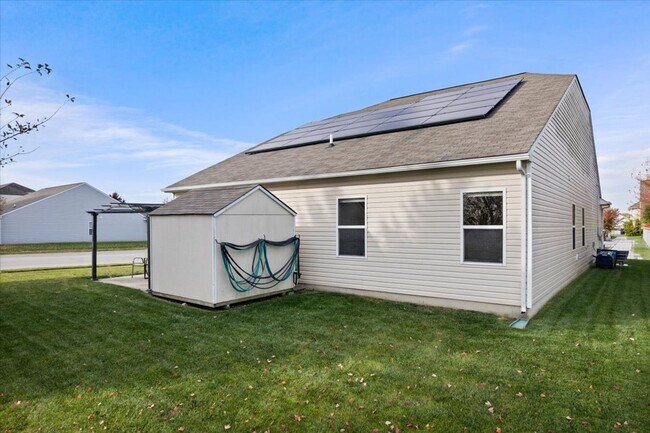 Building Photo - SPECIAL! $1,800 MONTHLY FOR A 6 MONTH LEASE!