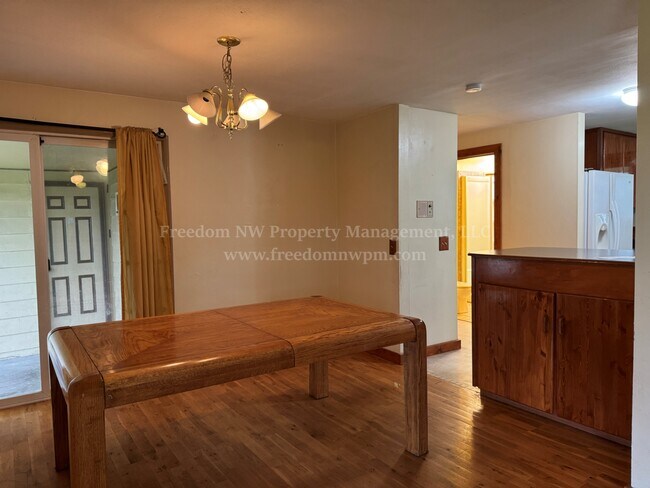 Building Photo - 3420 Prill Rd