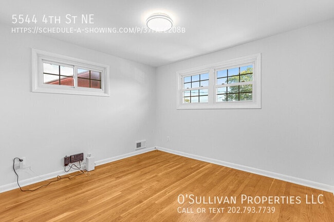 Building Photo - 5544 4th St NE