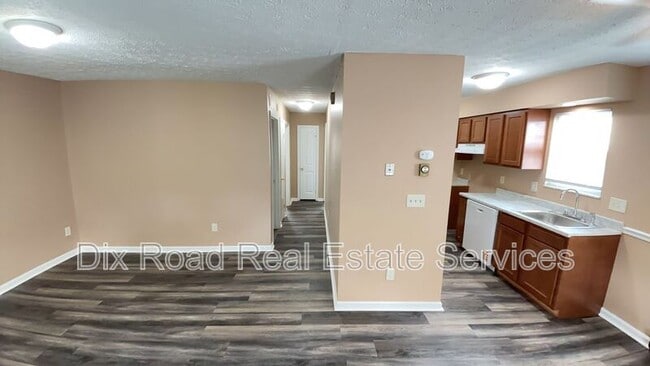 Building Photo - 1107 Hunt Ave