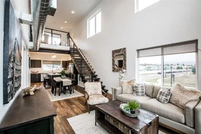 Building Photo - Unfurnished Whitefish Home