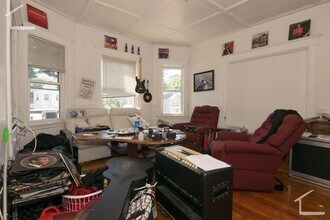 Building Photo - Brighton Boom