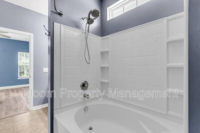 Building Photo - 317 Savannah River Dr