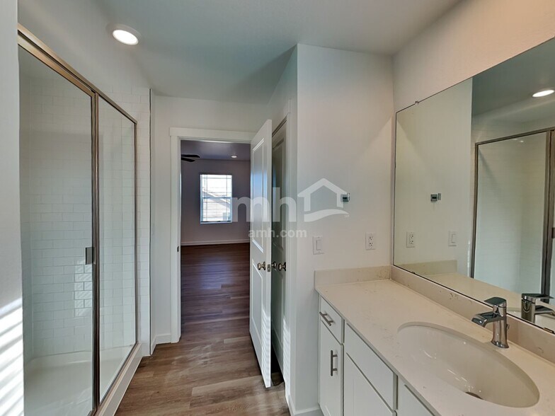 Building Photo - 26148 E Calhoun Pl