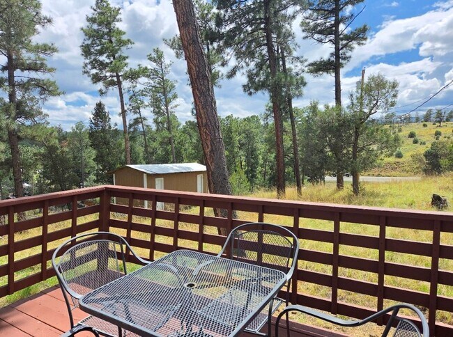 Building Photo - 112 Pine Knot Trail