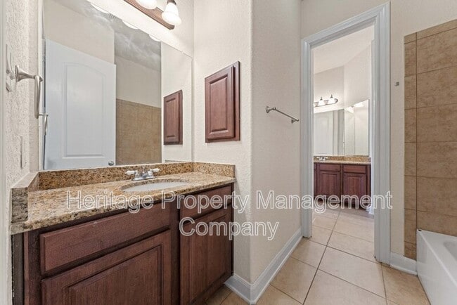 Building Photo - 11230 Begonia rock