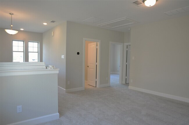 Building Photo - 23834 Pullin Market Dr