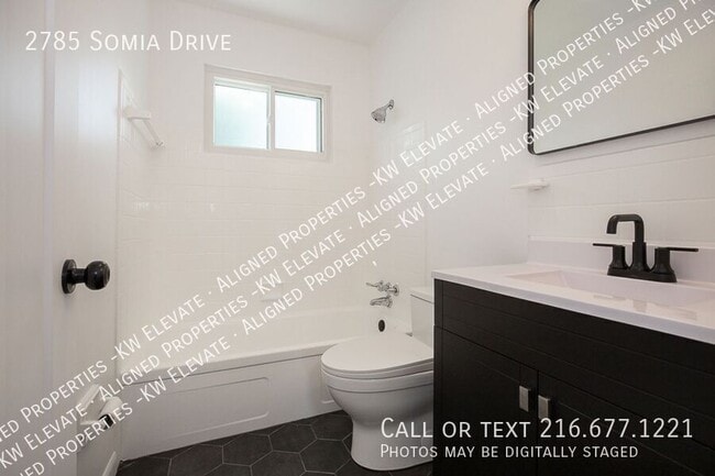 Building Photo - 2785 Somia Dr