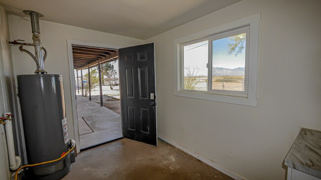 Building Photo - 2152 Calle Mesa Verde