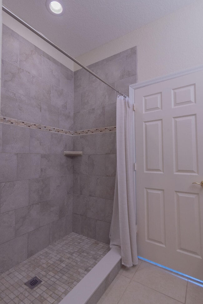 Building Photo - 44 SE Sedona Cir