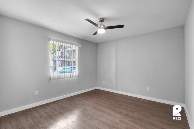 Building Photo - 1714 Patton Ln