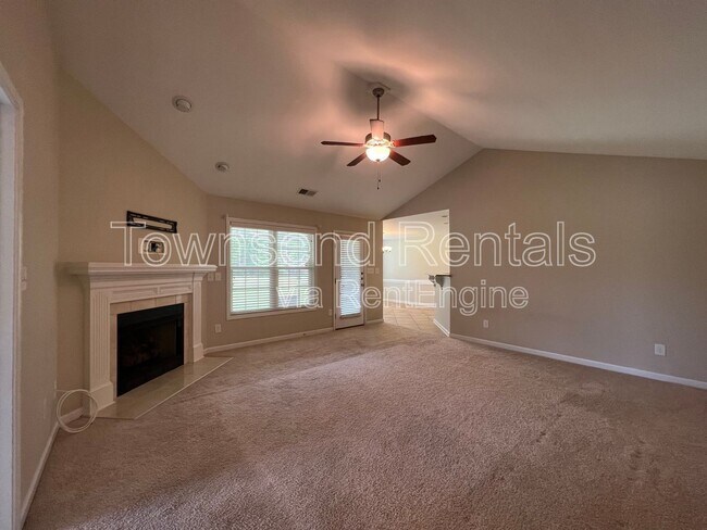 Building Photo - 9628 Lukes Run Rd