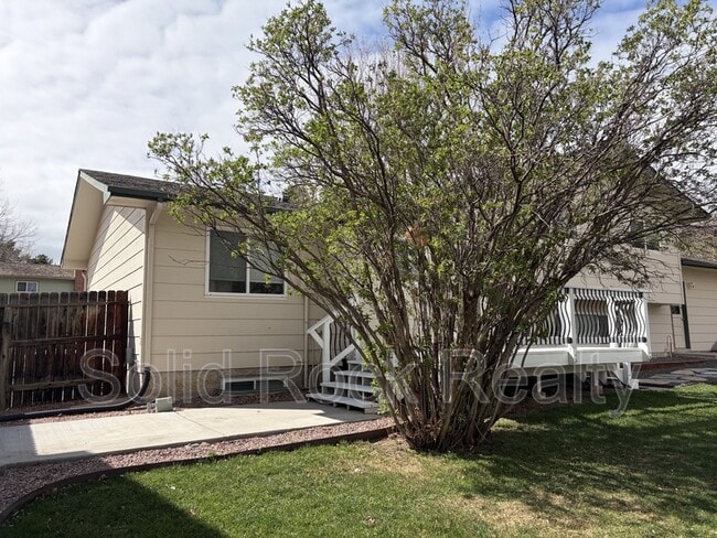 Building Photo - 535 Silver Spring Cir