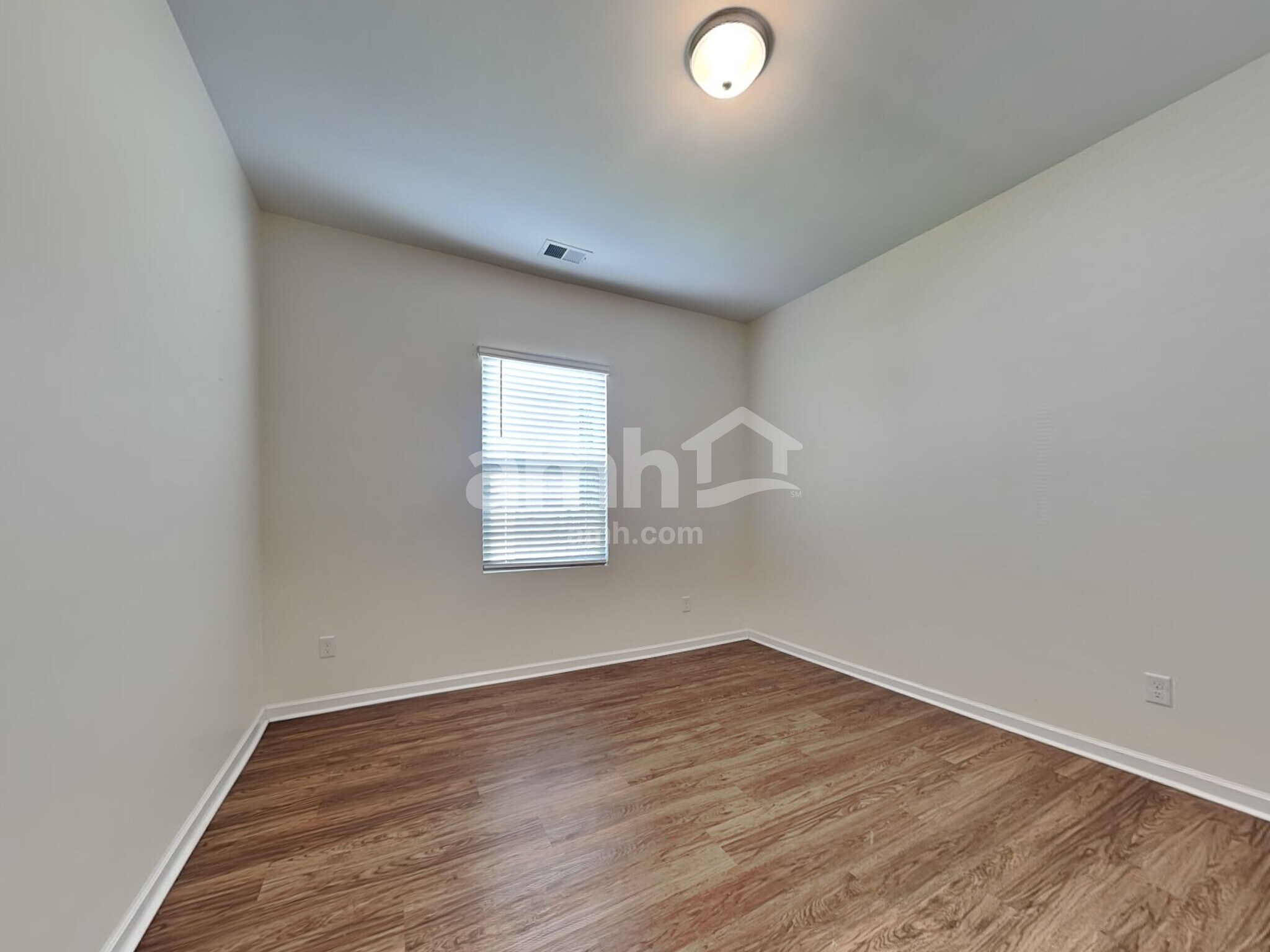 Building Photo - 134 Orion Way