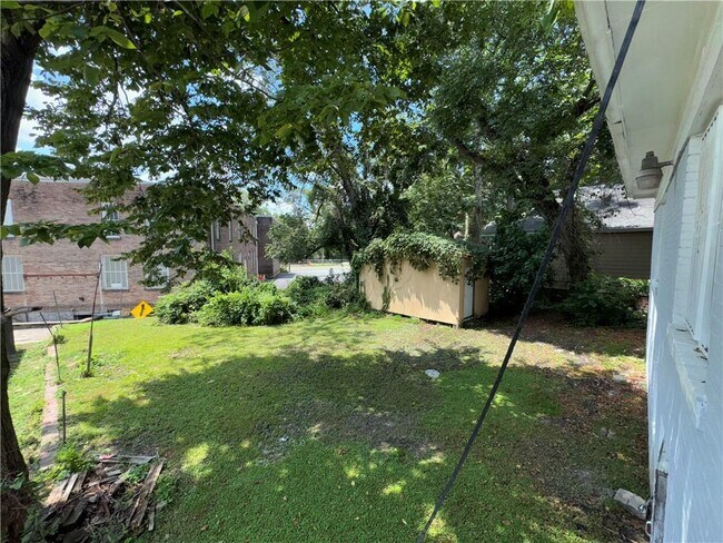 Building Photo - 1462 Lucile Ave SW