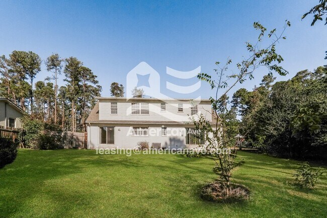 Building Photo - 3512 Jamaica Dr