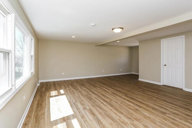 Building Photo - 1545 23rd Ave