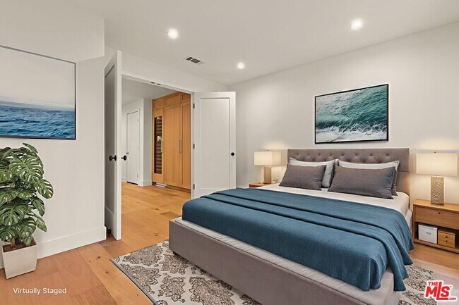 Building Photo - 17620 Camino De Yatasto