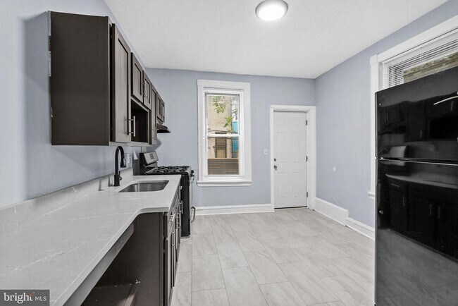 Building Photo - 1619 S Conestoga St